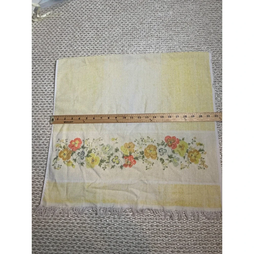 Vintage JCPenney Fashion Manor Yellow Floral bath  Cotton Fringe Hand Towel USA